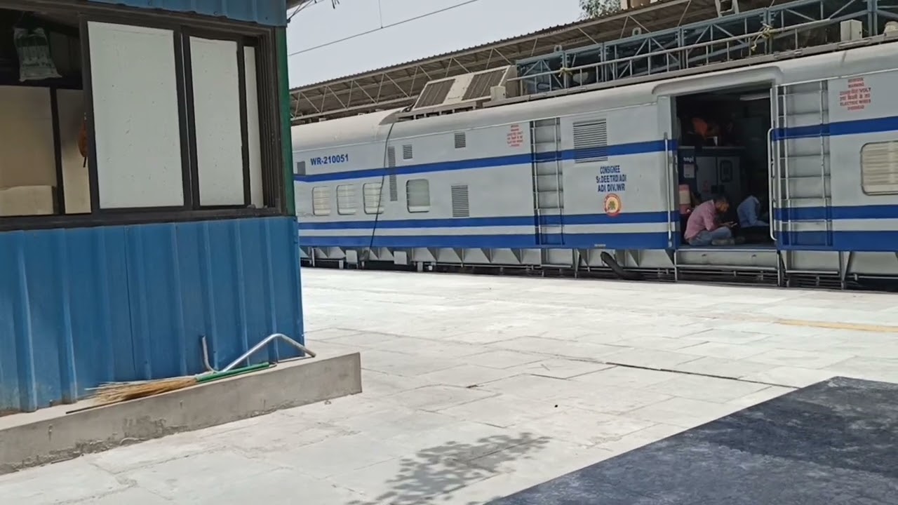 OHE Inspection Car crawling through Vatva station. @RailFunUnlimited #youtubesearch #youtubevideo