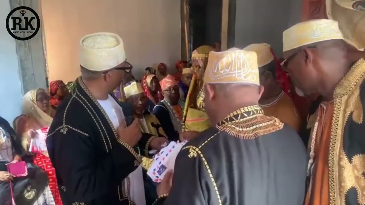 Deuxième partie : Mtro Dahoni de Massoundi et Madame HOUNAIDA 