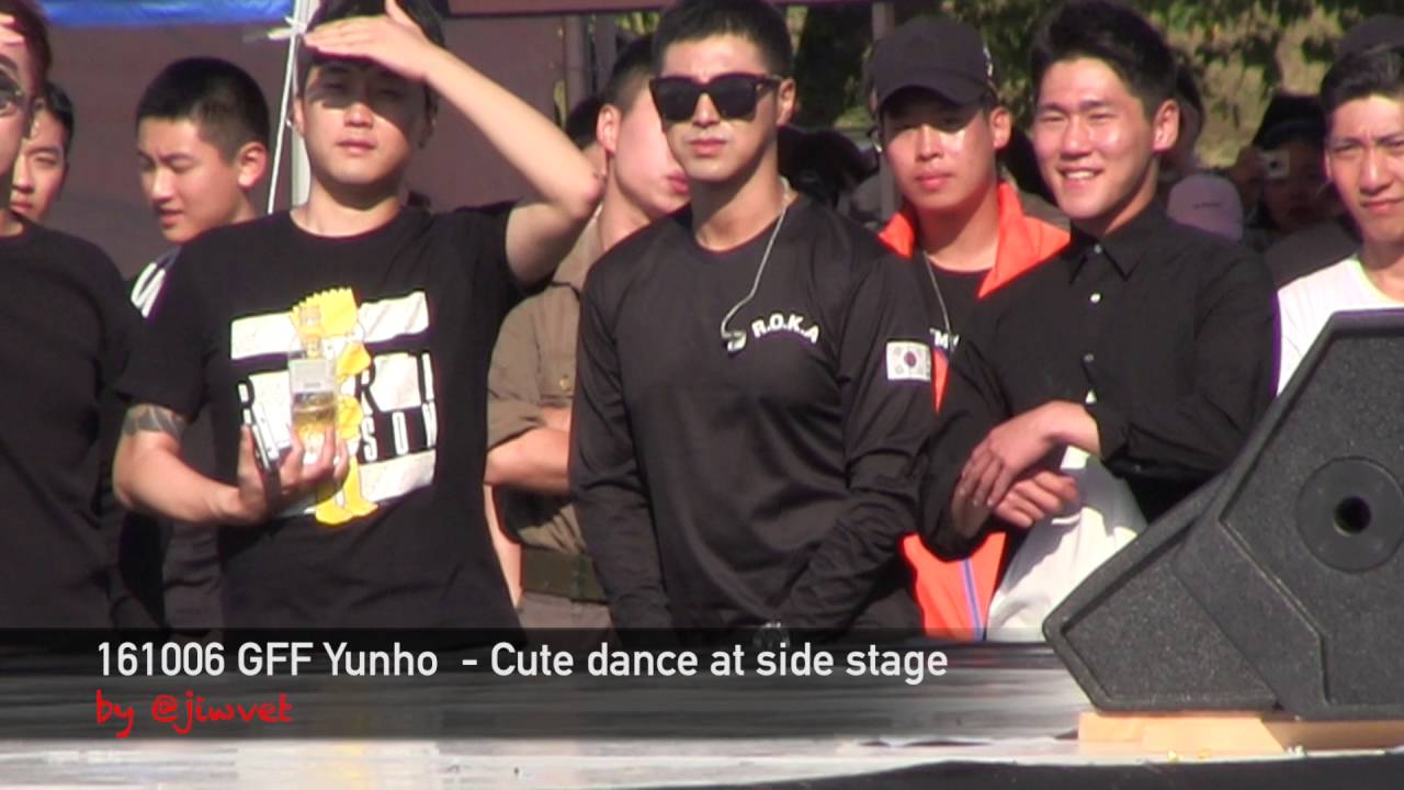 161006 GFF Yunho - Cute dance at side stage