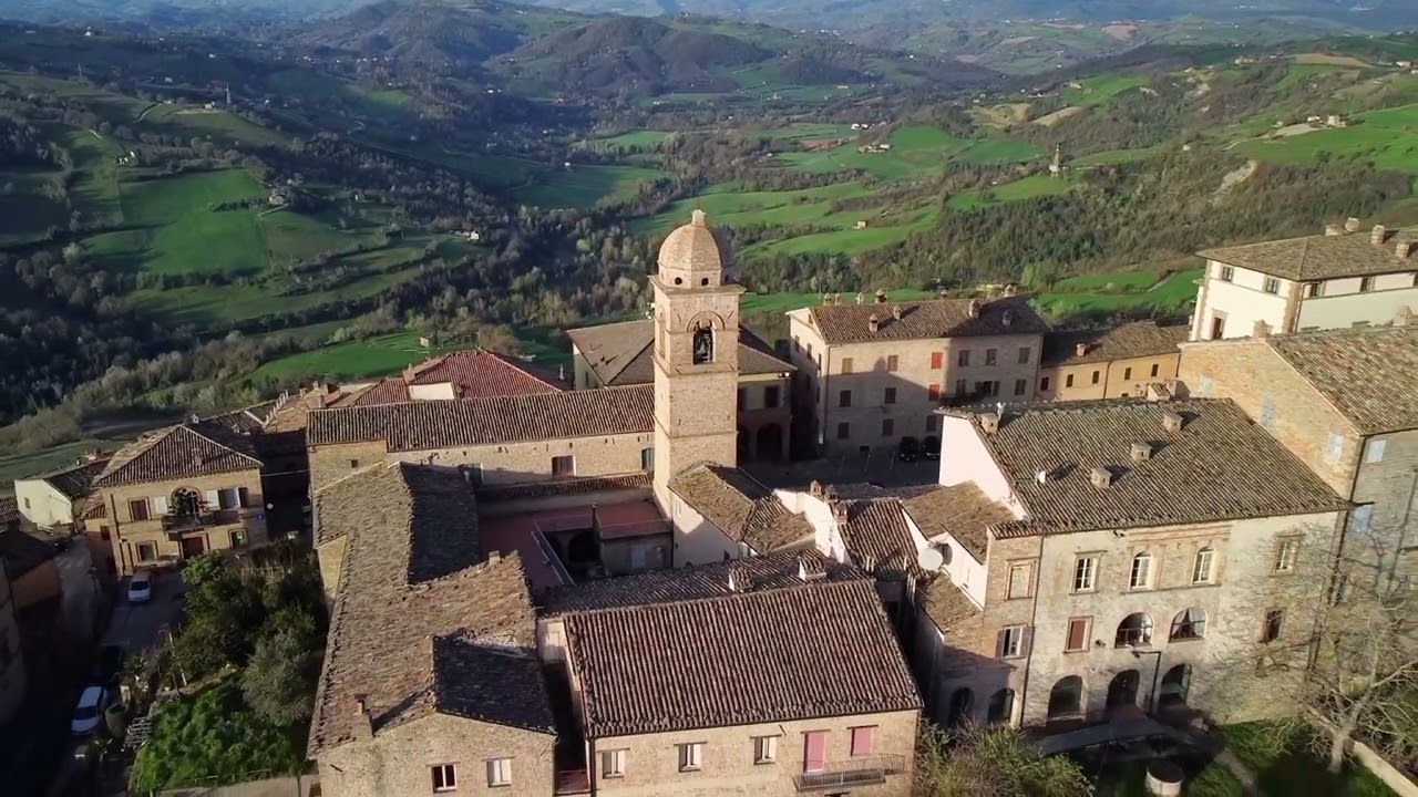 Monte San Martino (MC) by GV