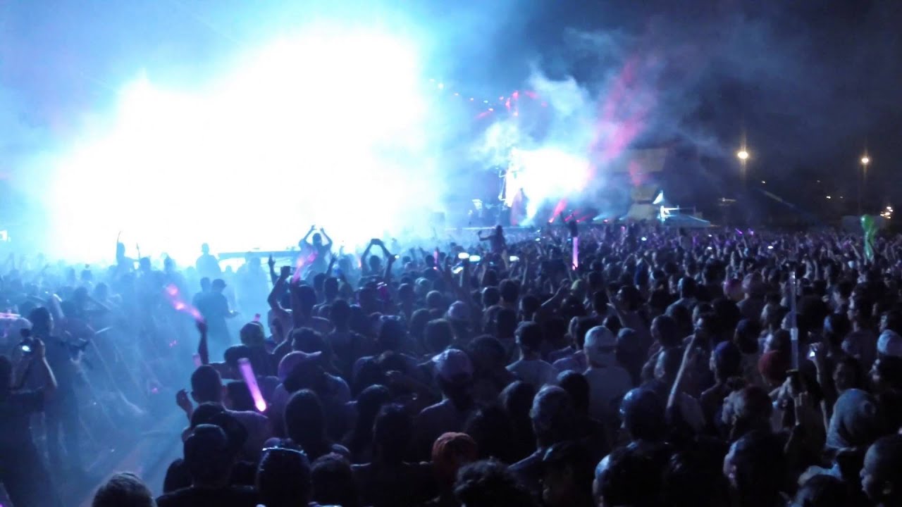 Jack U (Jack Ü) live full set in HD @ Life In Color in Miami, FL on January 16, 2016