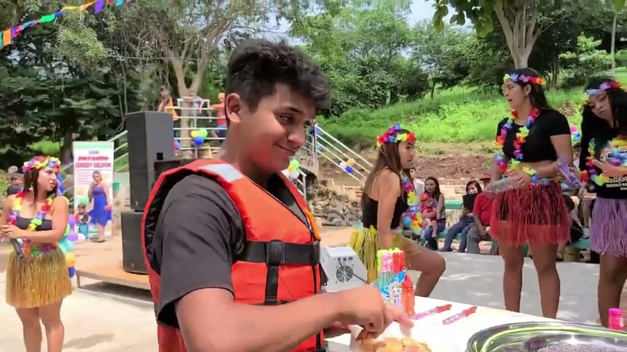 EL SALVADOR 4K SE PREPARA CON SU SHOW DE BURBUJAS