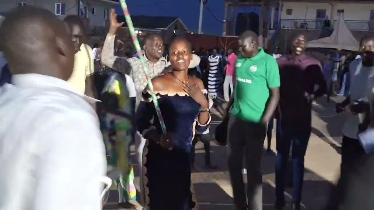 𝐆𝐈𝐅𝐓 𝐏𝐑𝐄𝐒𝐄𝐍𝐓𝐀𝐓𝐈𝐎𝐍 𝐅𝐑𝐎𝐌 BEKAAR 𝐘𝐎𝐔𝐓𝐇 OF AGEER  PAYAM 𝐓𝐎 𝐓𝐄𝐀𝐌 𝐃𝐘𝐃𝐀 𝐋𝐄𝐀𝐃 𝐁𝐘 𝐄𝐧𝐠. 𝐌𝐀𝐌𝐄𝐑 𝐌𝐀𝐊𝐔𝐄𝐈 𝐌𝐀𝐌𝐄𝐑.