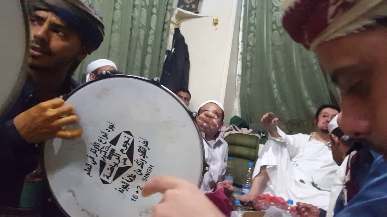 المولد المحمدي في الزاويه العلوانيه في   حضور السيد عبد الباري السروري رحمه الله تغشاه