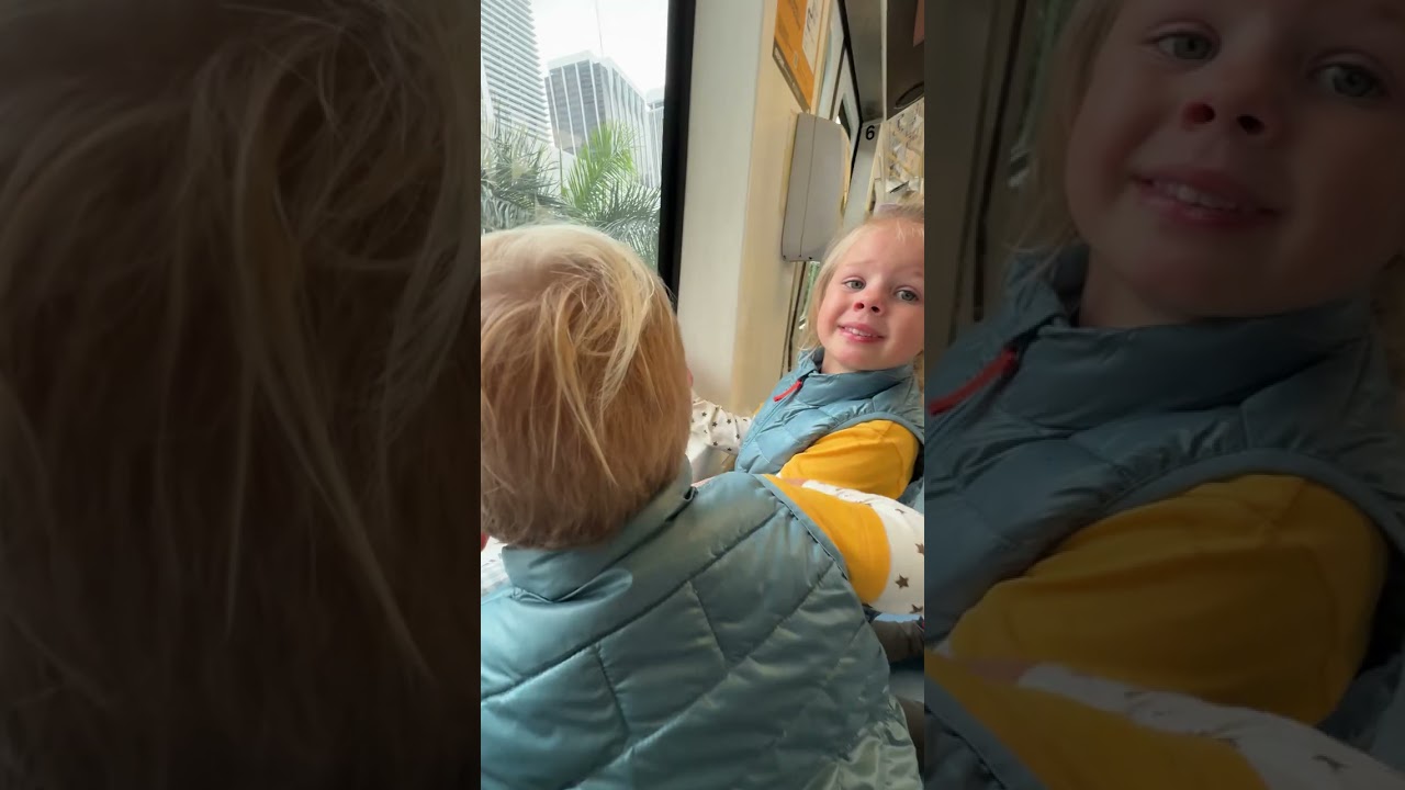 Toddlers ride on Metromover. Cute Kids video!