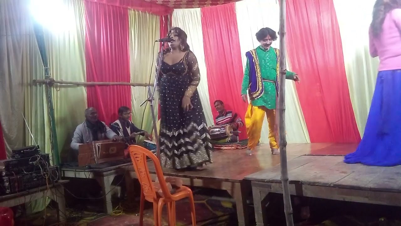 नौटंकी प्रोग्राम स्वर सूरज डांसर 