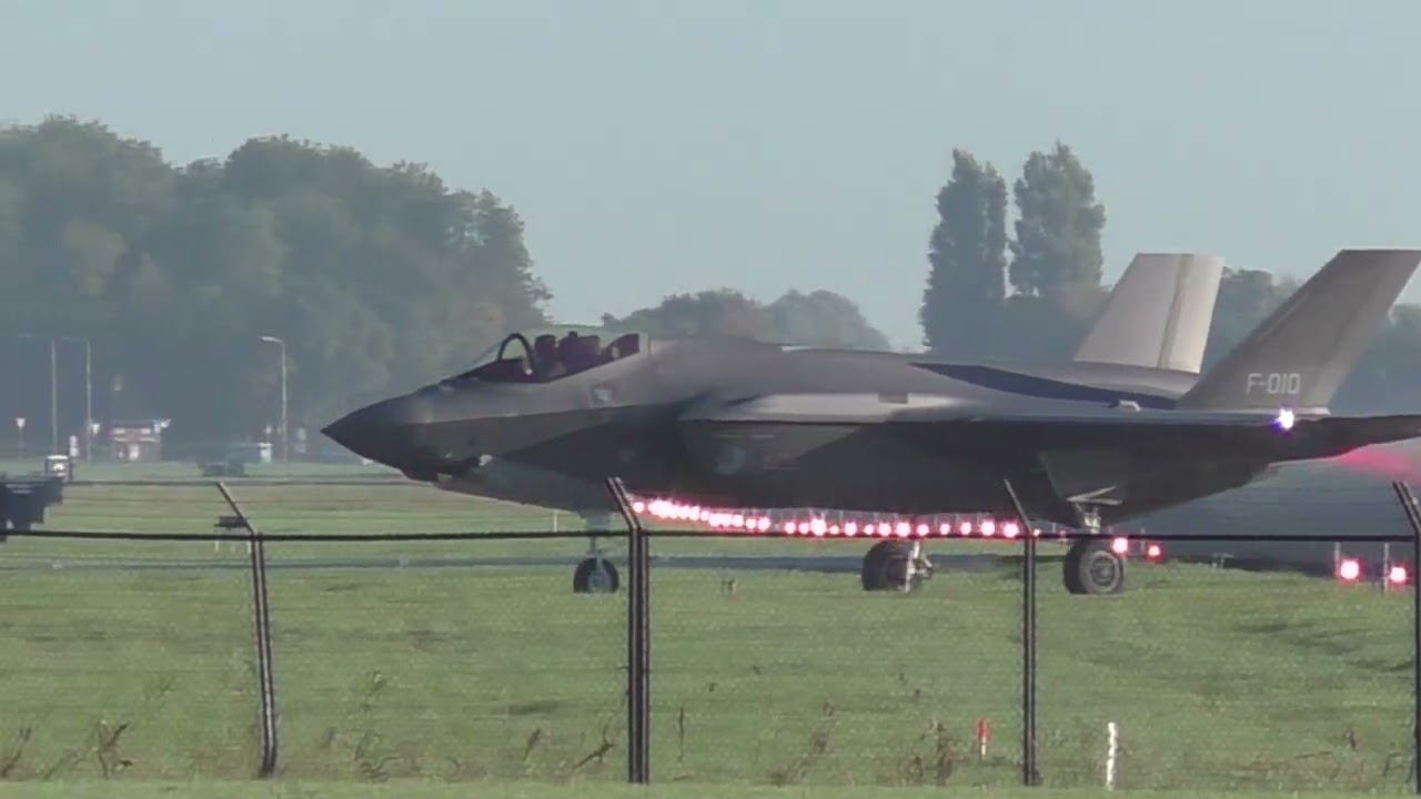 F-35 Leeuwarden Air Force Base dumping fuel Oktober 18, 2022