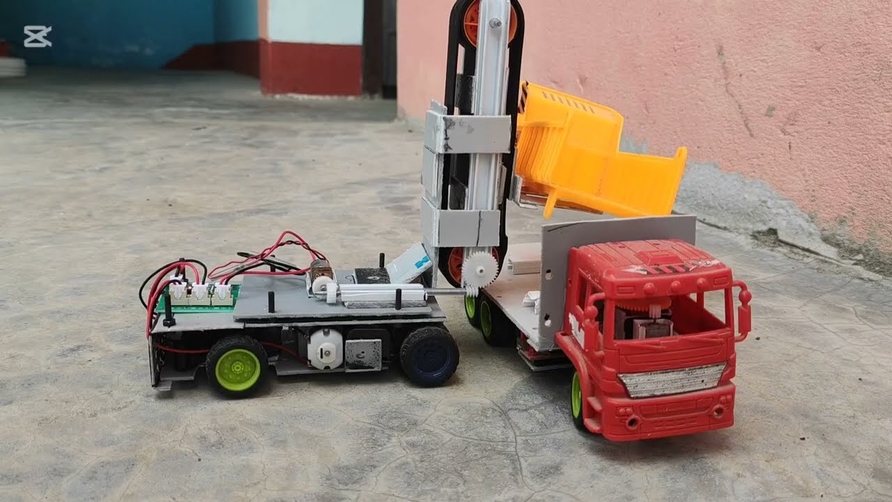 DIY Remote Control Forklift Truck | Lifting Heavy Load from Truck Using Gears & Pulley System
