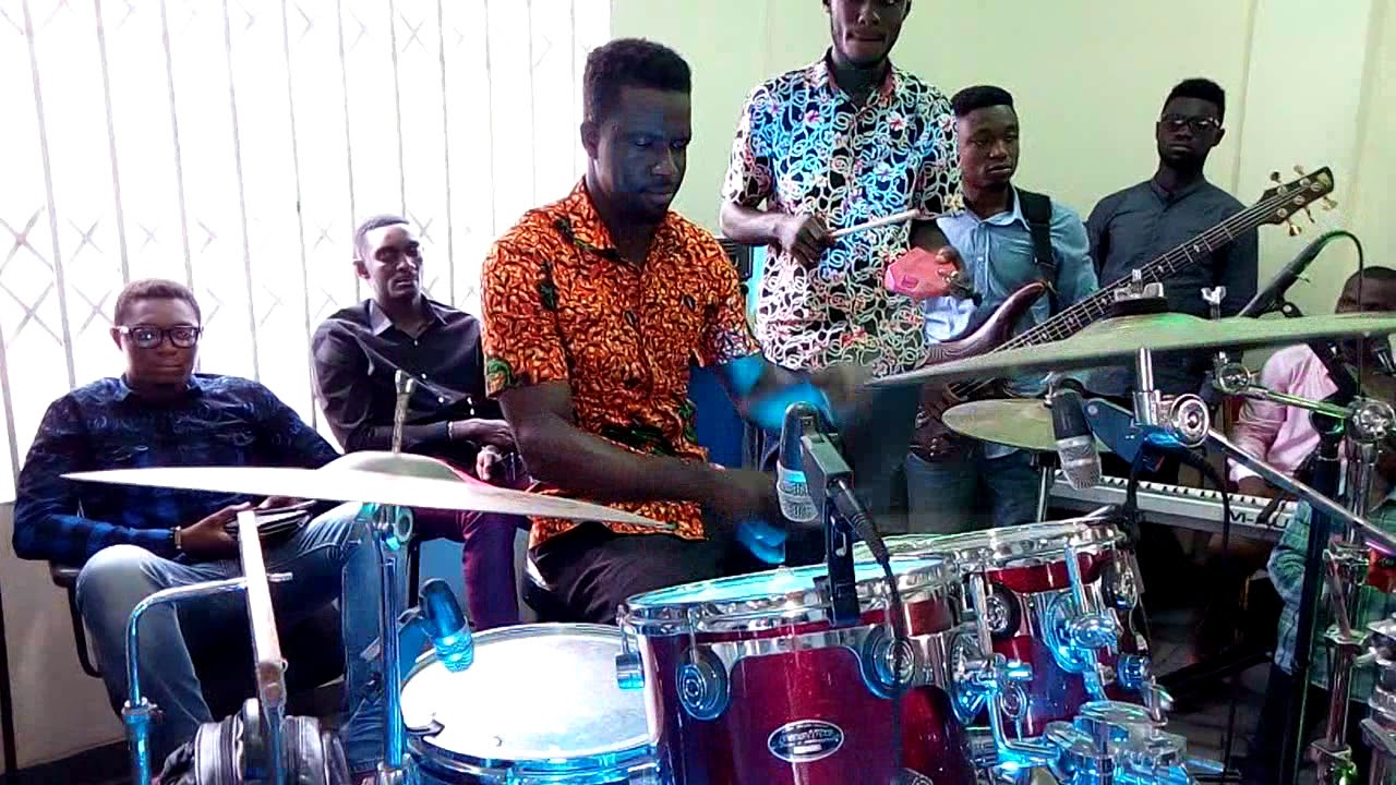 Francis Kweku Osei Delivers Some Cool Play At Francis Kwesi Mensah's Wedding