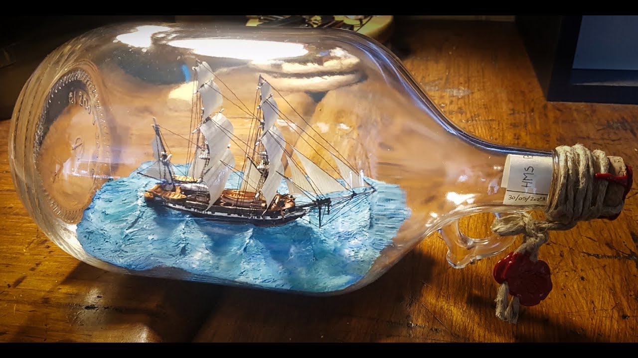 HMS BEAGLE in bottiglia