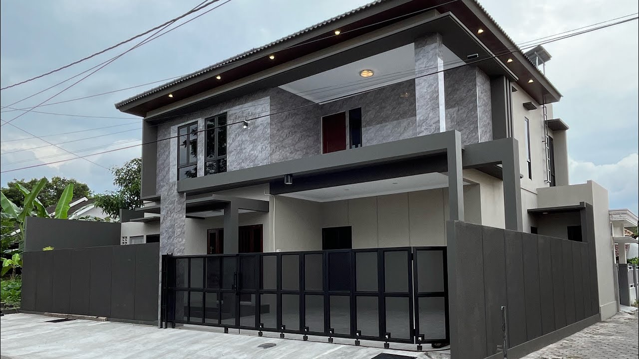 Rumah Mewah Luas Posisi Hook Bangunan Berkualitas di Maguwoharjo Yogyakarta
