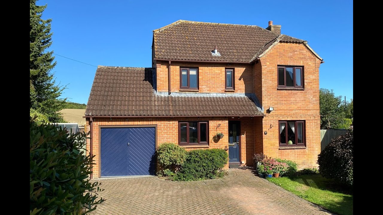 4 bed family home within easy reach of Great Bedwyn centre. For sale with Brearley & Rich.