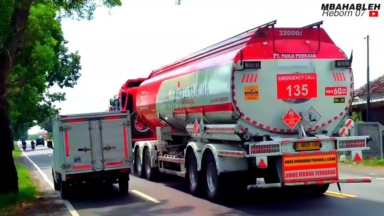 hunting siang||truk tronton Tanki sambungan|| truk LPg murni makmur sejahtera ngeblong mosak masik‼️