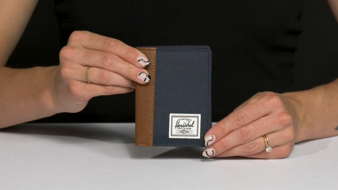 Herschel Supply Co. Gordon Wallet SKU: 9865762