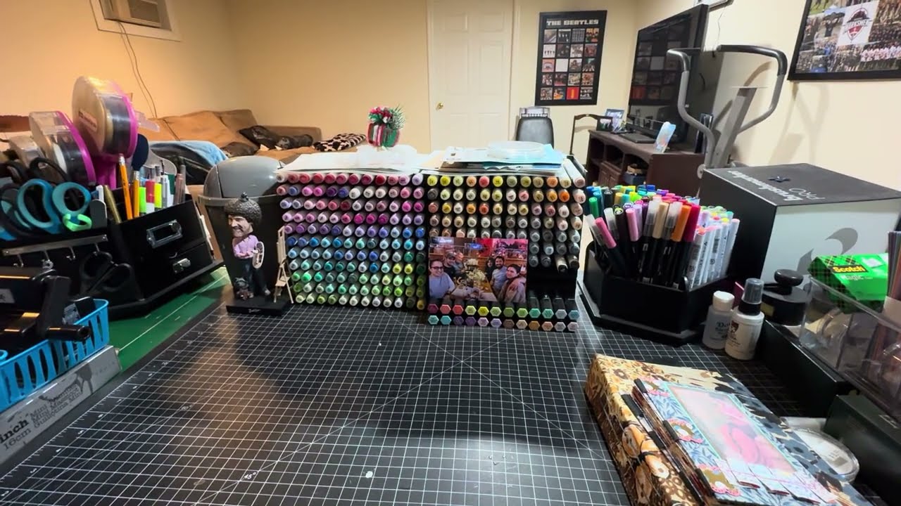 Craft Room Tour 2026 - Small Space on a Budget