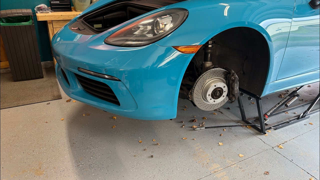 Front Bumper Removal-2017 Porsche 718 Cayman