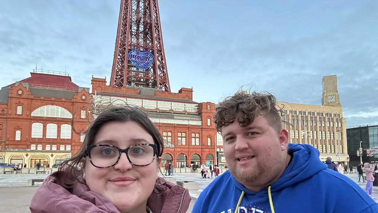 Visiting Blackpool in Autumn 🍂 | Illuminations 2025 | Seaside on a budget 