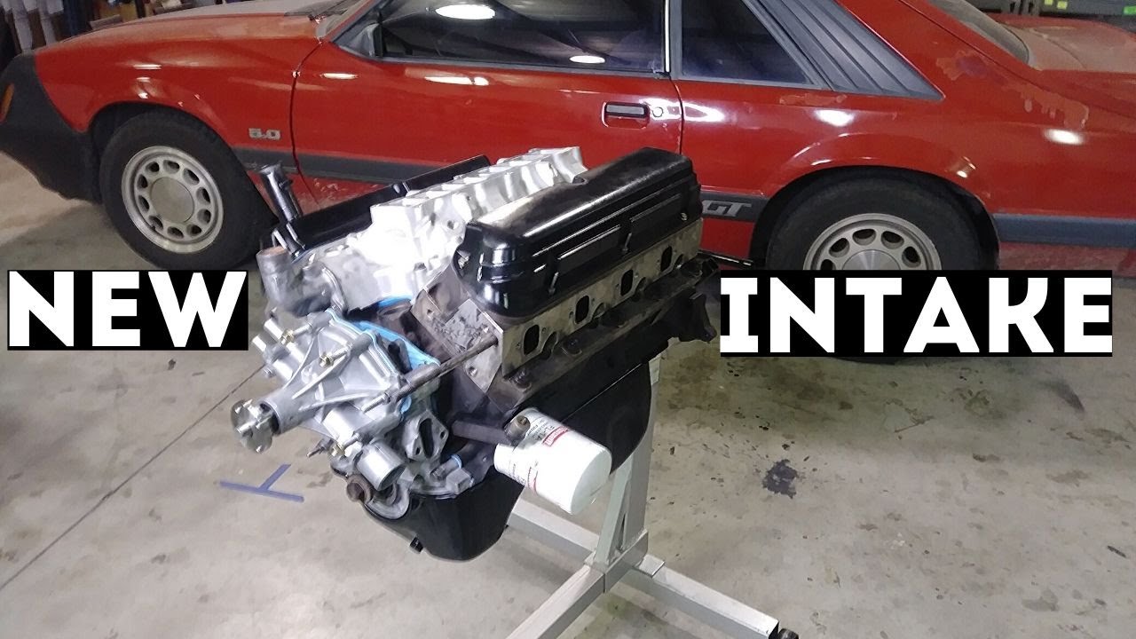 TRICK FLOW INTAKE AND VALVE COVERS INSTALLED ON MY SSP FOXBODY PROJECT NOTCH MUSTANG!