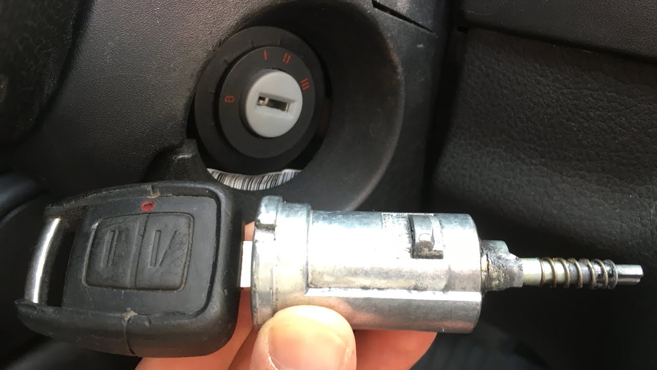 Opel Astra gyújtáskapcsoló zárbetét csere