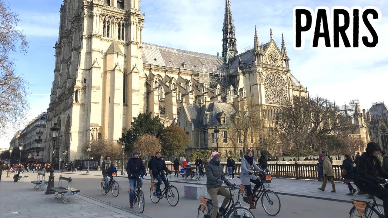 EXPLORING PARIS | Walking to the Notre Dame Cathedral
