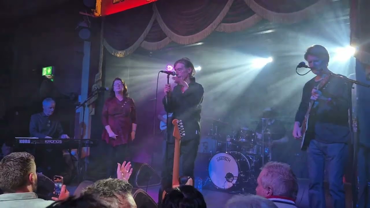 The Adventures, The Empire Music Hall, Belfast 10.1.26