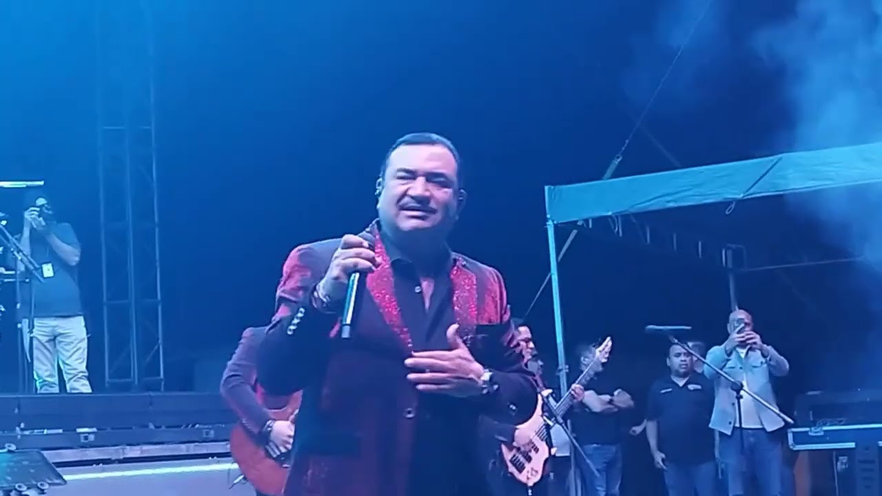 No te podías quedar  Conjunto Primavera En vivo bass cover