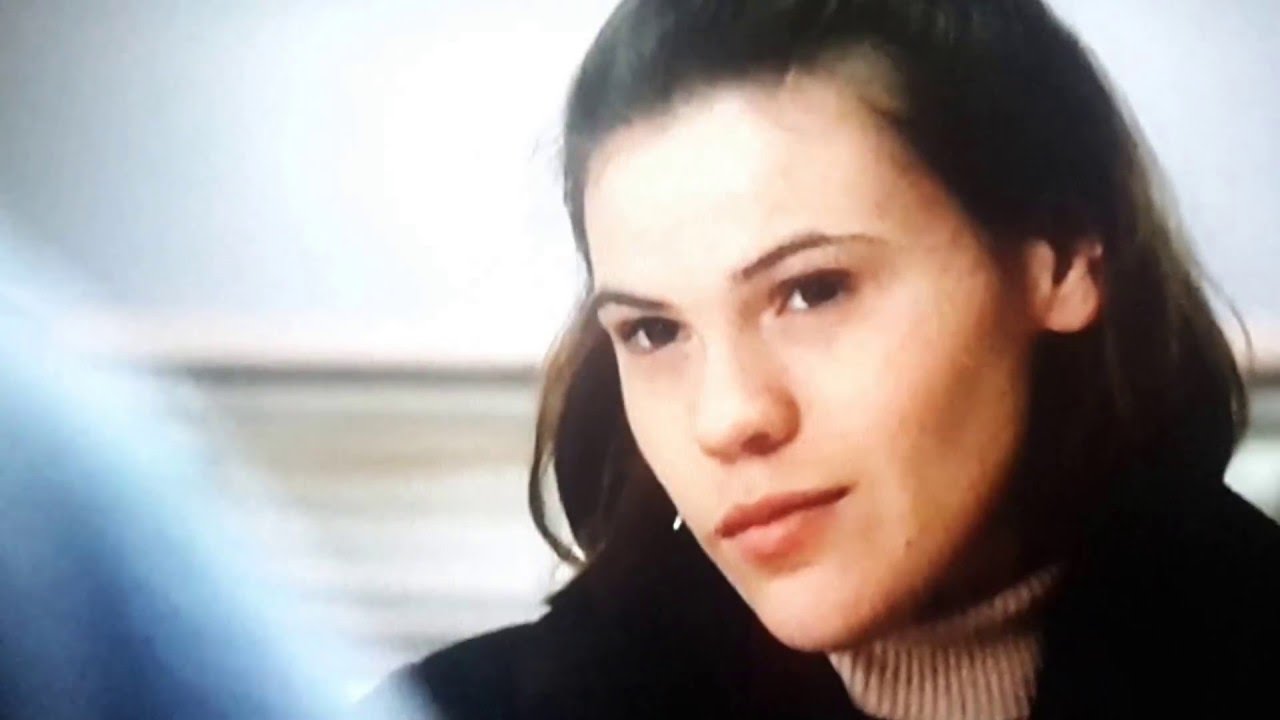 Clea DuVall - Katie Reed - E.R.  S3E14  Whose Appy Now? (1997)