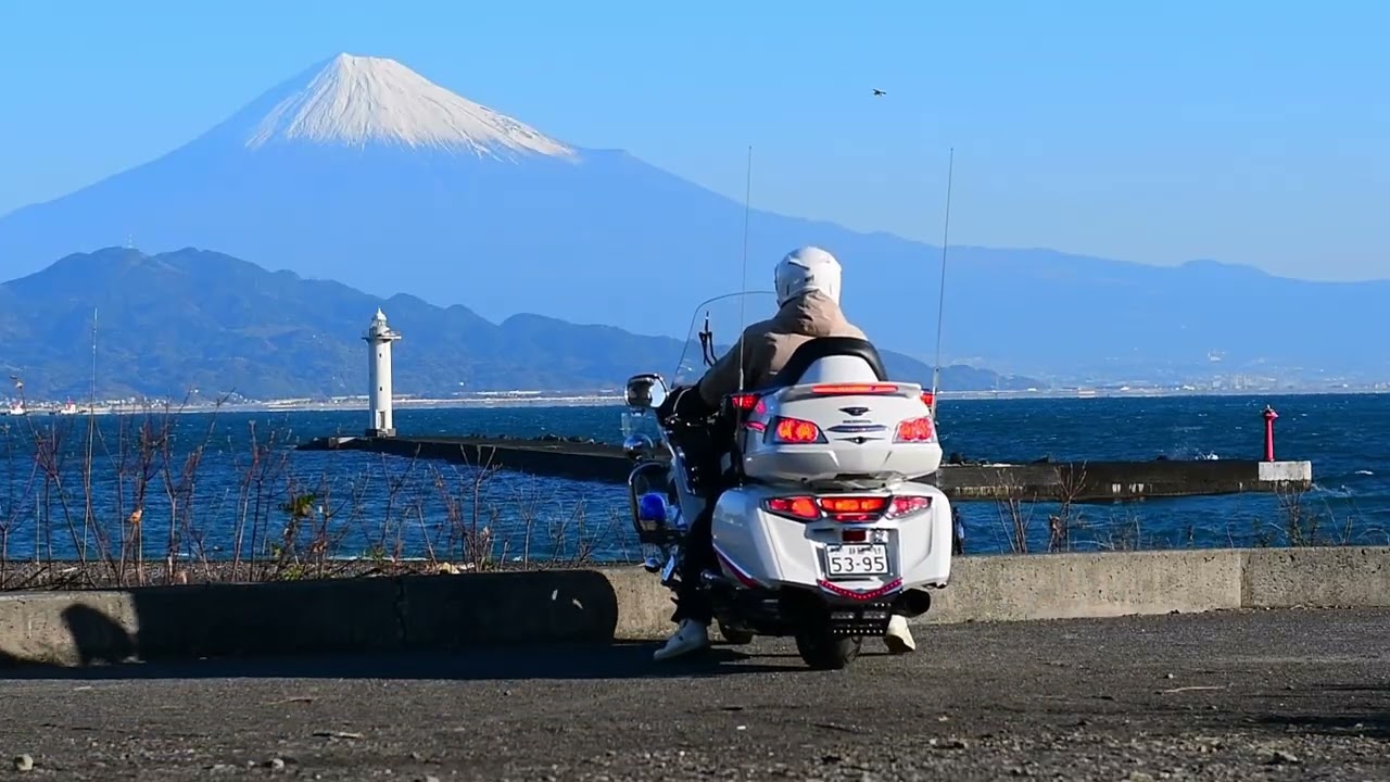 今年最後の富士山を…ゴールドウイングとともに。