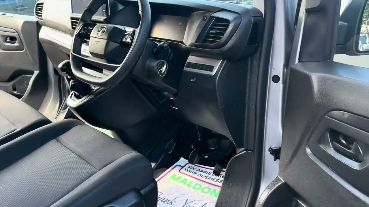 Vauxhall vivaro for sale at maldon cars and vans xpc