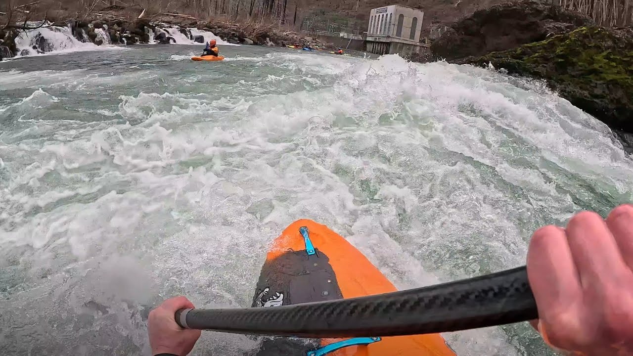 Kayaking the Clackamas River // Three Lynx to Fish Creek // 2300 CFS // March 2026