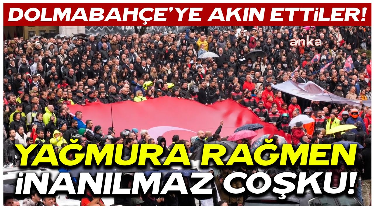 Dolmabahçe'ye akın ettiler! Yağmura rağmen inanılmaz coşku! #10kasım