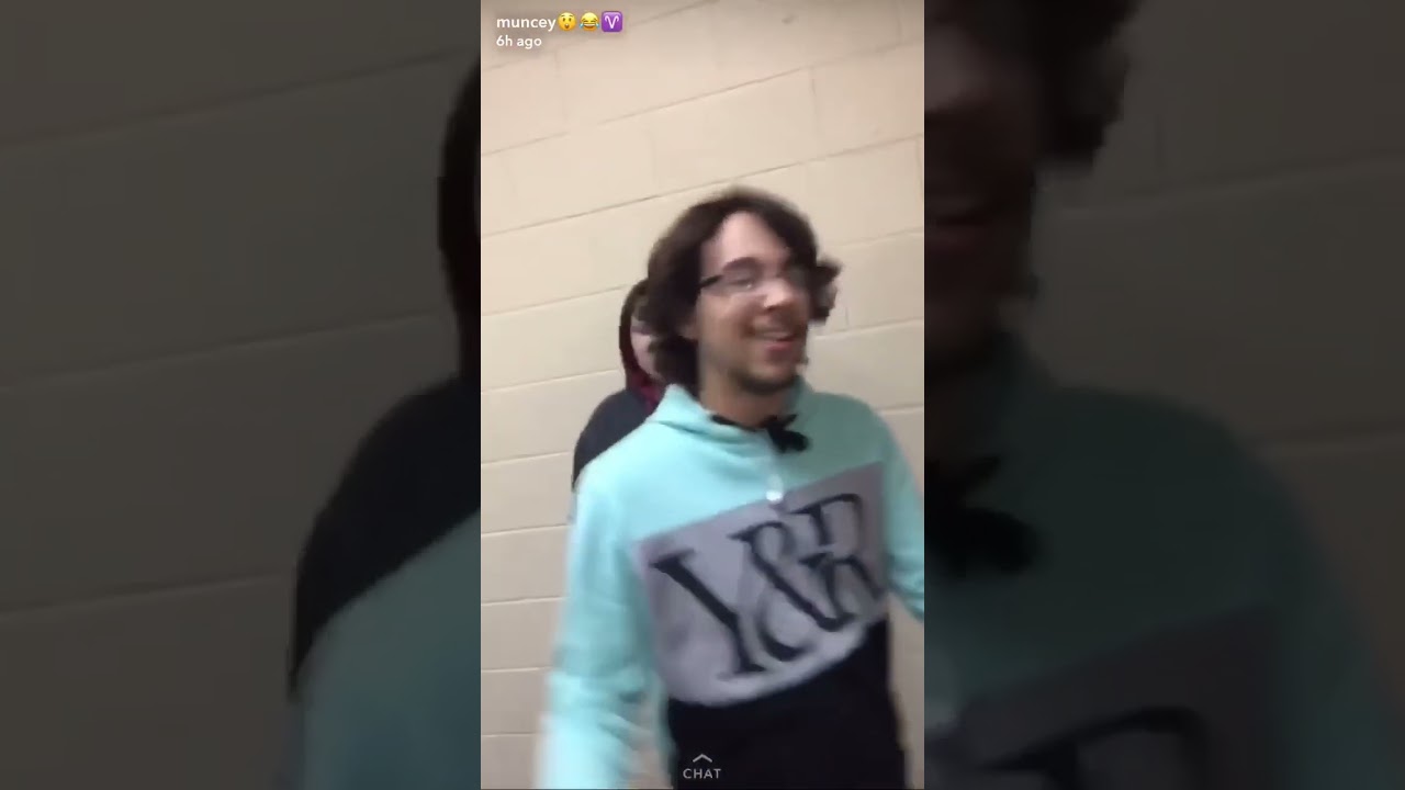 POV: You try to use the bathroom in school but there&rsquo;s a vape sesh