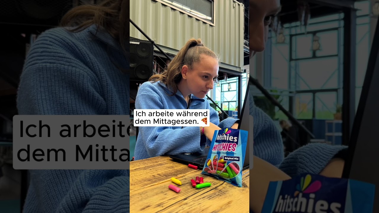 (Anzeige) Wenn dein Chef dir plötzlich auf Social-Media folgt.