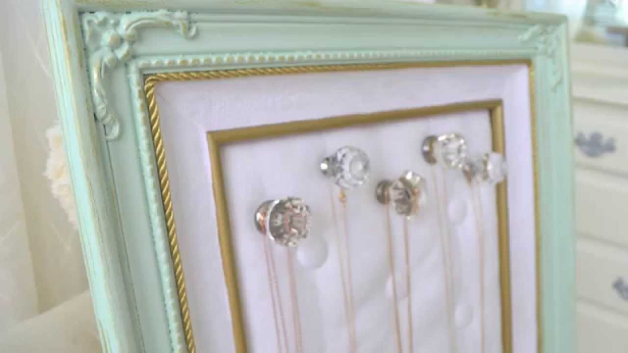 Рамка для хранения украшений из комиссионного магазина своими руками