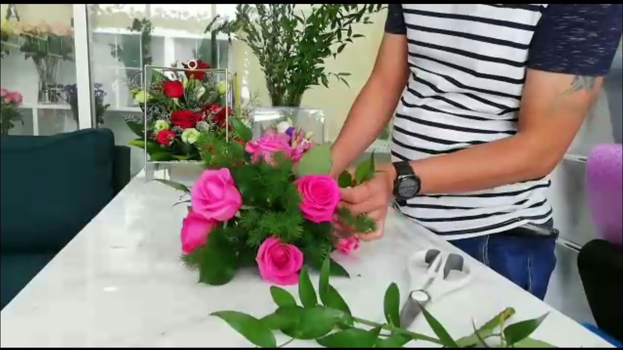 The basic flower arrangement for begginer