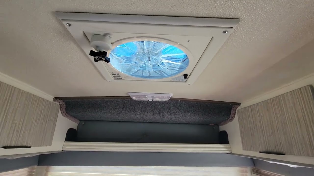 18ft Nissan Sunrader showcase