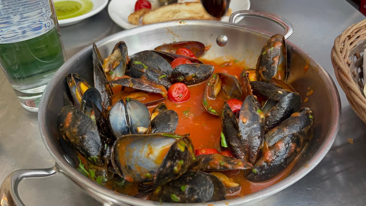 Trattoria Il Panino & Mike's Pastry At North End Boston