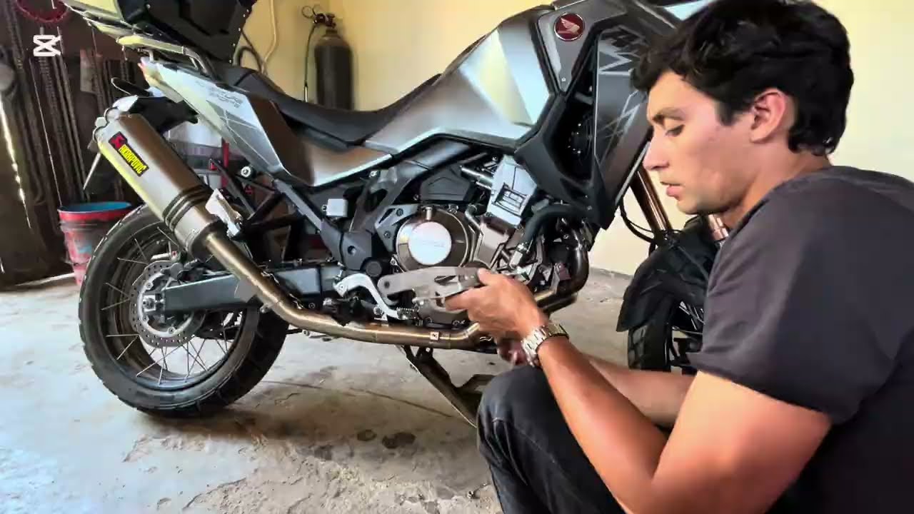 Honda africa twin cambio de escape 