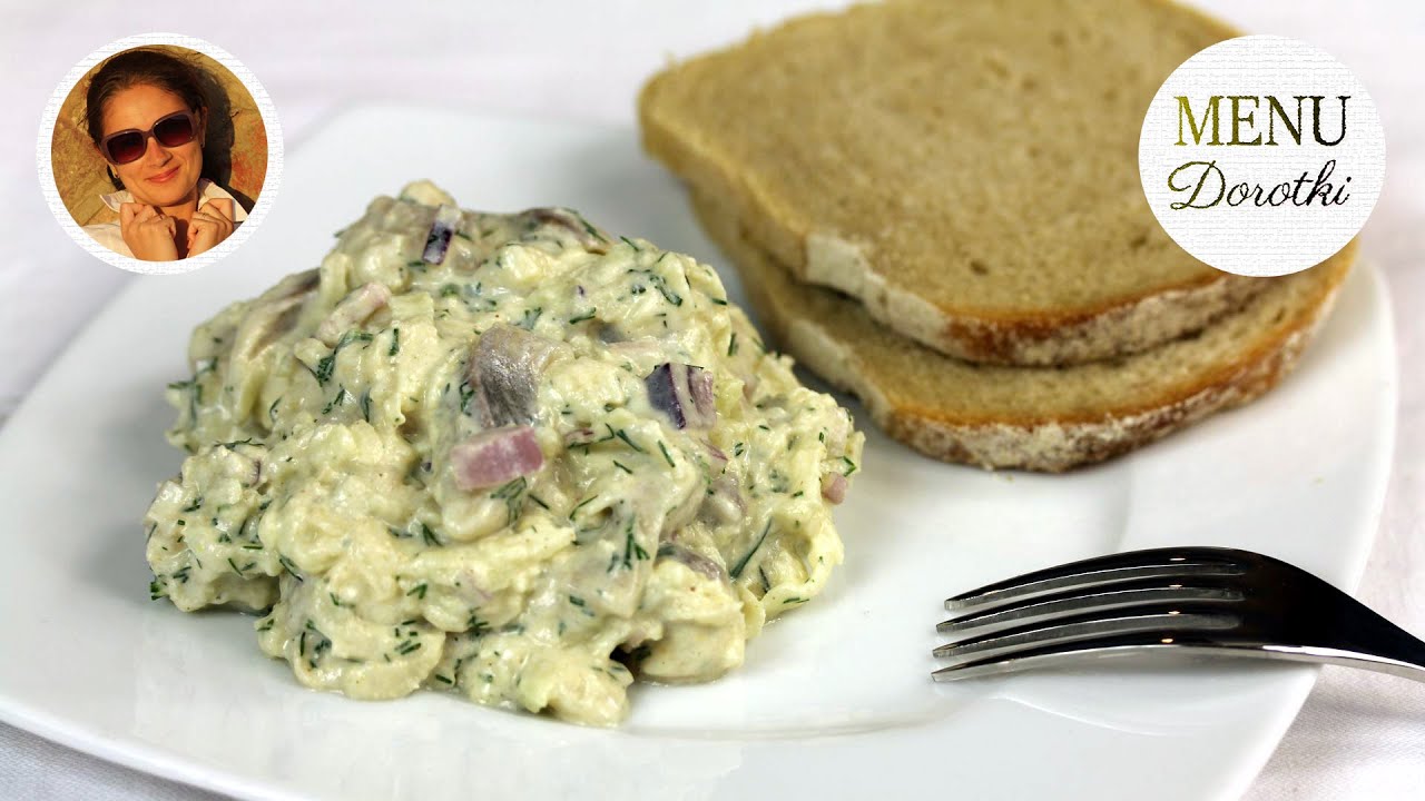 Sałatka śledziowa. Śledzie w sosie śmietanowo - musztardowym z jabłkami i cebulką. MENU Dorotki.