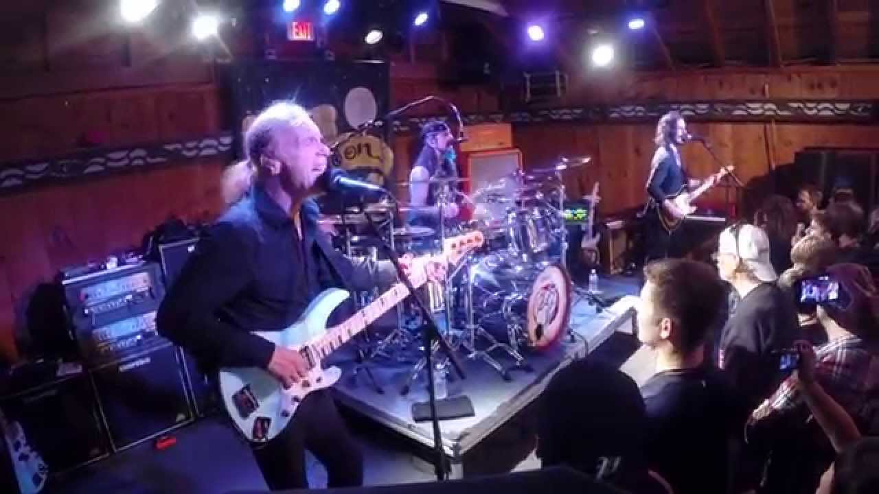 The Winery Dogs live at Dog Camp day 1
