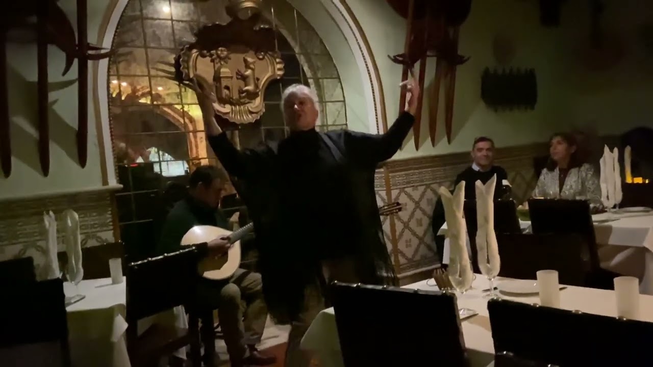 Fado - Uma Casa Portuguesa