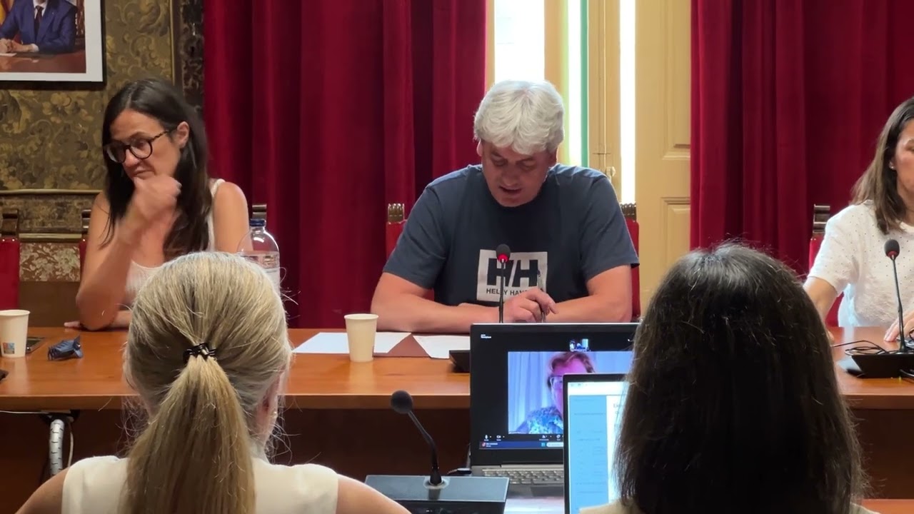 Manifestaci&oacute; d&rsquo;un centenar de persones a Moi&agrave; per aturar la tramitaci&oacute; de la planta de biog&agrave;s i l...