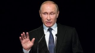 How did Russia impact the 2016 election?