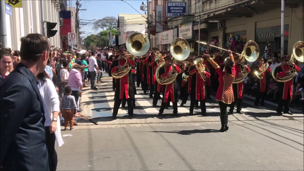 Banda Marcial Escola SENAI LUIZ VARGA