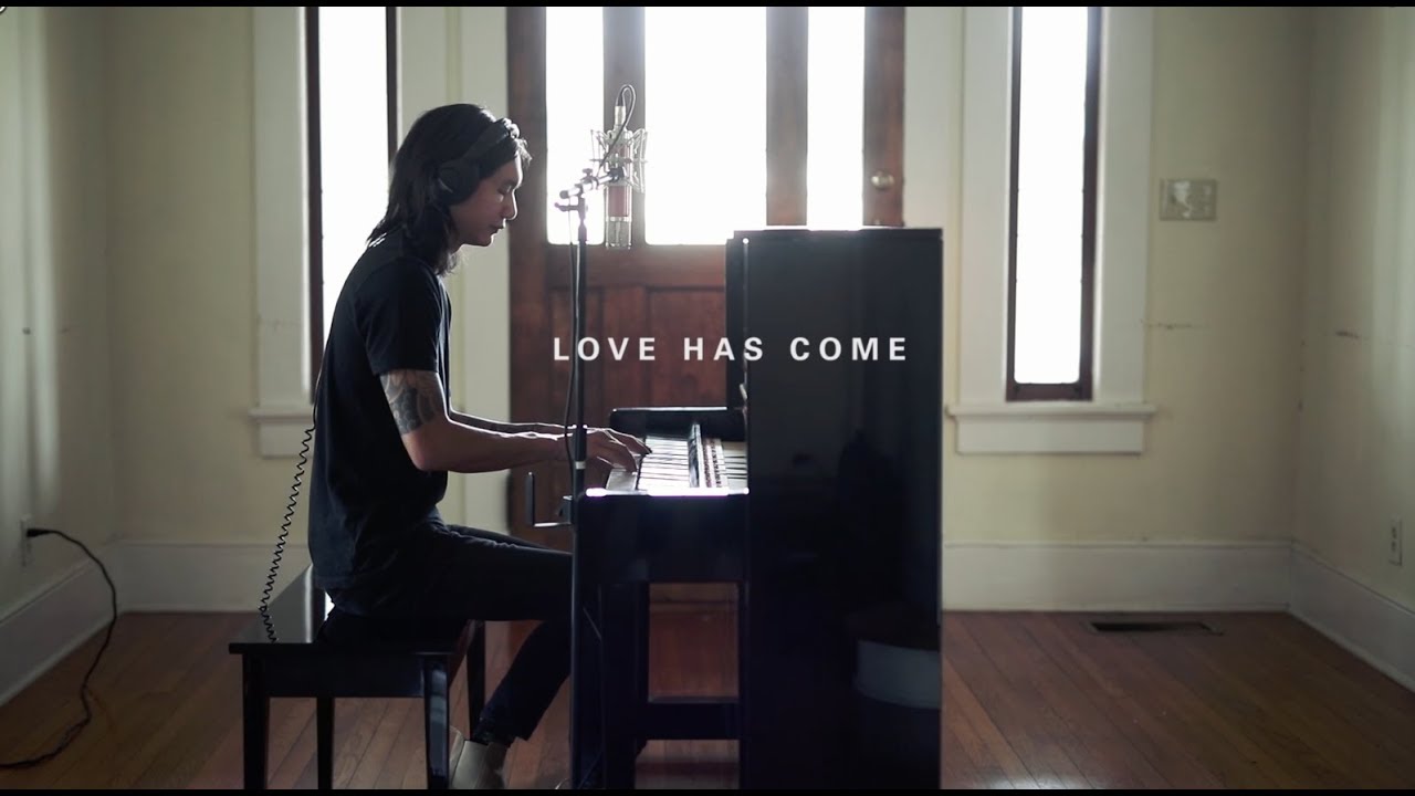 Love Has Come  by Andrew Blooms - Live on Milledge Ave
