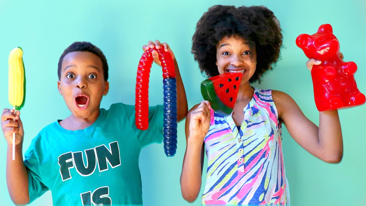 GUMMY vs REAL FOOD CHALLENGE - Плохой ребенок Шило и Шаша - Дети Оникс