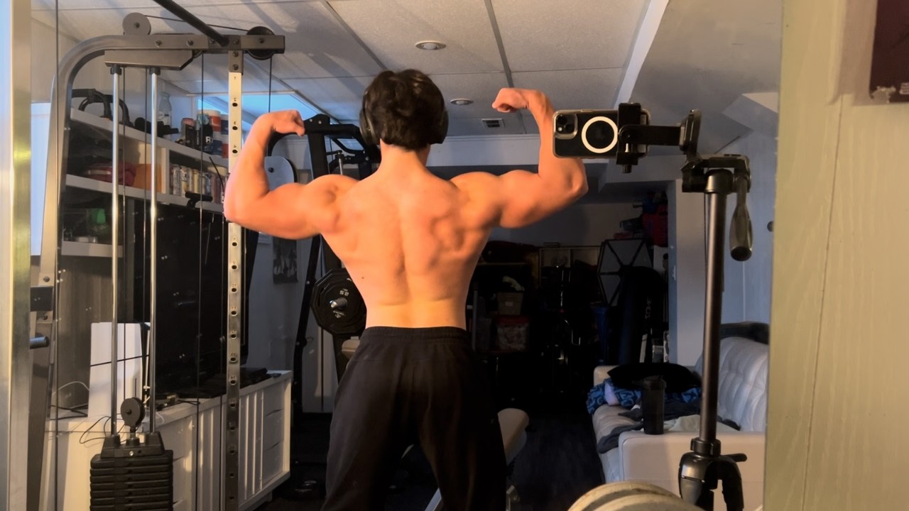 Road to First Show #6 Chest Day