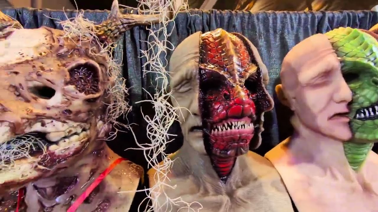 The Most Comfortable Rubber You Can Wear - Cfx Mask - Transworld Halloween Show 2025