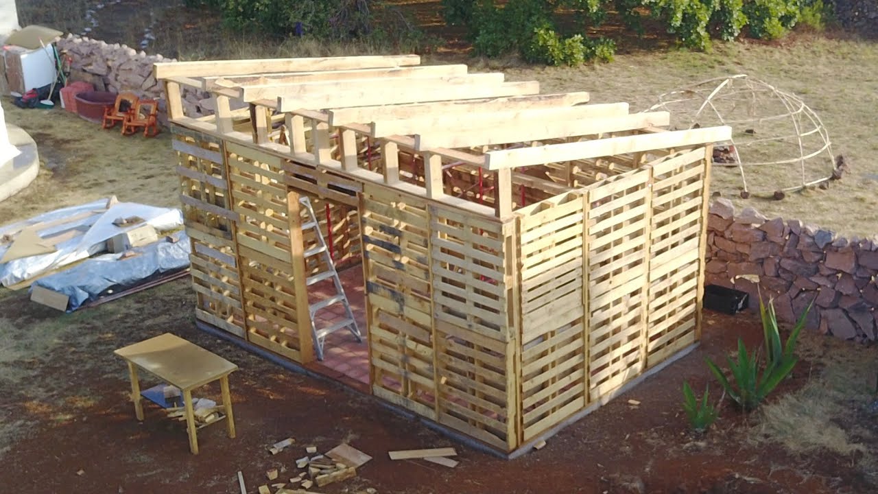 CONSTRUCCION CON PALLETS / TARIMAS