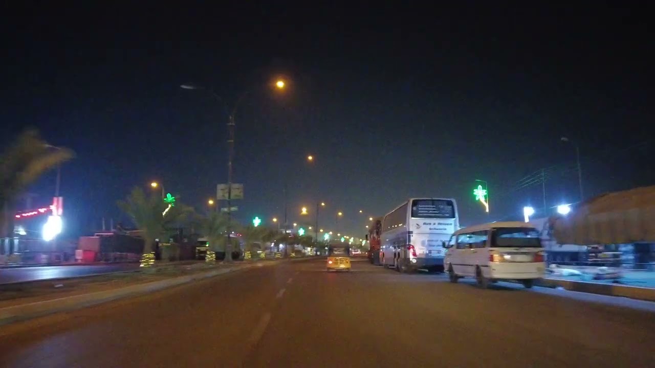 جولة في شوارع كربلاء ليلا اثناء تحضير المواكب لوصول الزائرين  WALK With ME IN KARBALA STRET